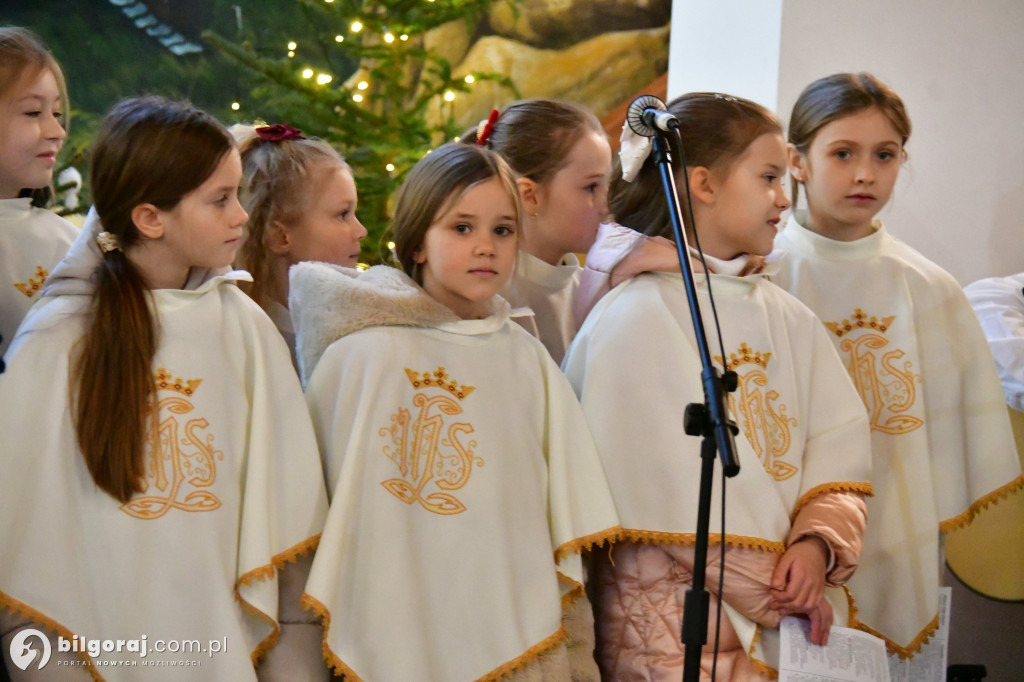 Koncert kolęd i pastorałek w wykonaniu Królewskich Skowronków