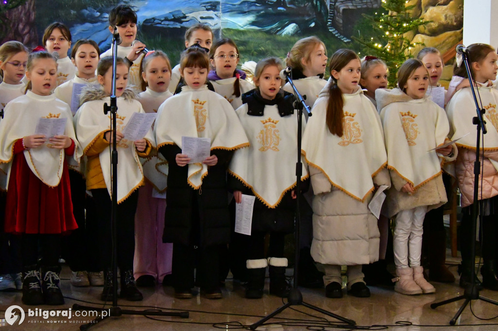 Koncert kolęd i pastorałek w wykonaniu Królewskich Skowronków