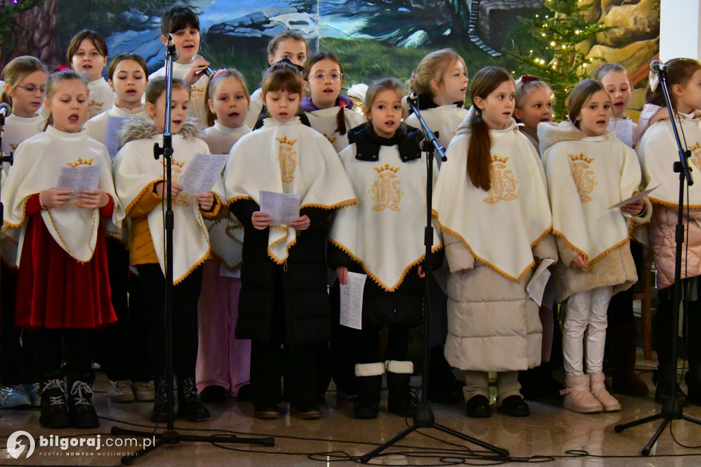 Koncert kolęd i pastorałek w wykonaniu Królewskich Skowronków