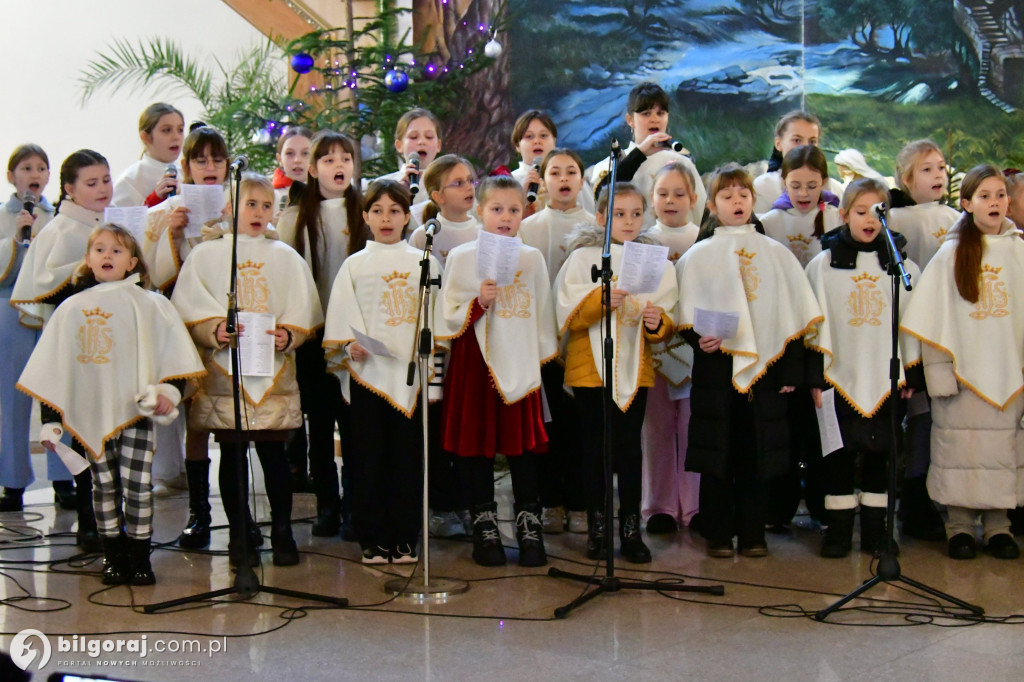 Koncert kolęd i pastorałek w wykonaniu Królewskich Skowronków