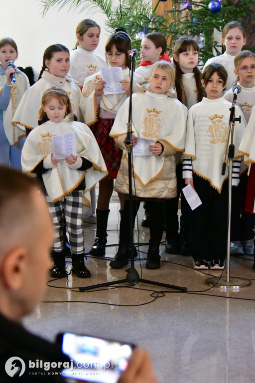 Koncert kolęd i pastorałek w wykonaniu Królewskich Skowronków