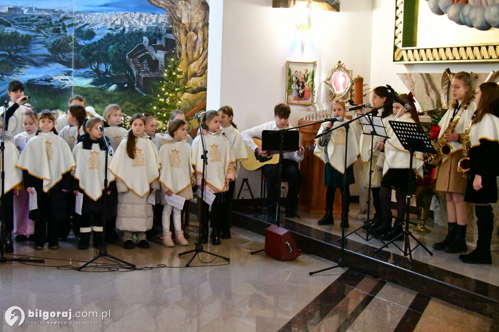 Koncert kolęd i pastorałek w wykonaniu Królewskich Skowronków