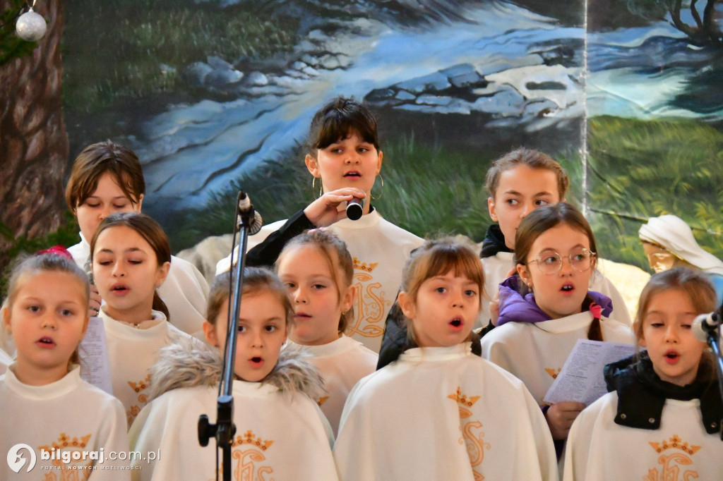 Koncert kolęd i pastorałek w wykonaniu Królewskich Skowronków