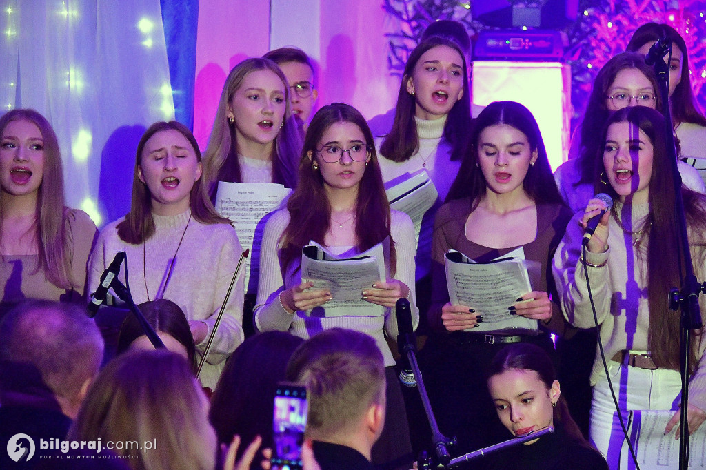 Charytatywny koncert kolęd w Księżpolu: Młodzi muzycy dla Karolka Ziomka