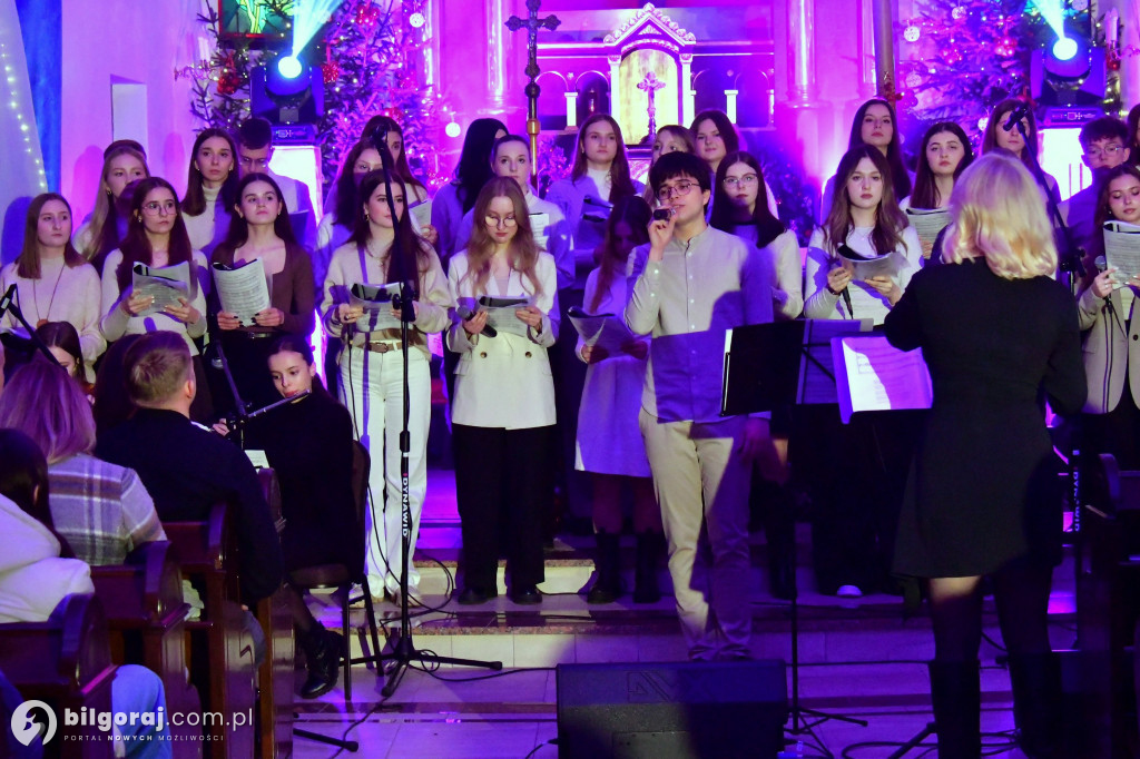 Charytatywny koncert kolęd w Księżpolu: Młodzi muzycy dla Karolka Ziomka