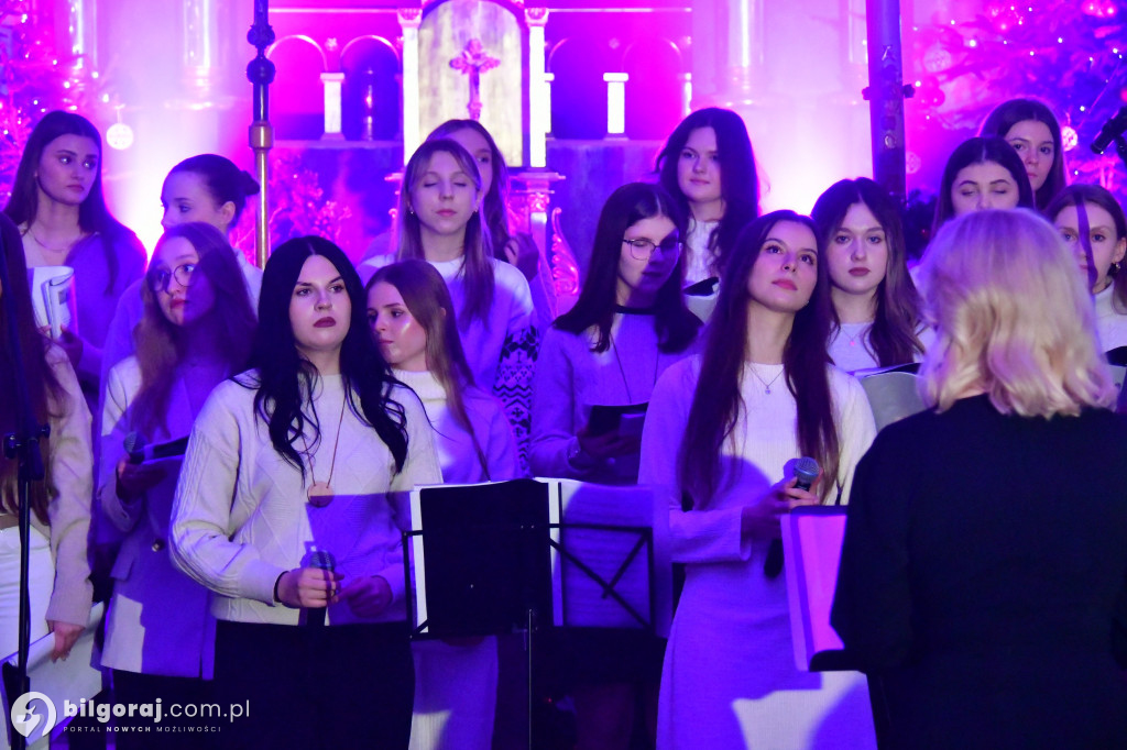 Charytatywny koncert kolęd w Księżpolu: Młodzi muzycy dla Karolka Ziomka