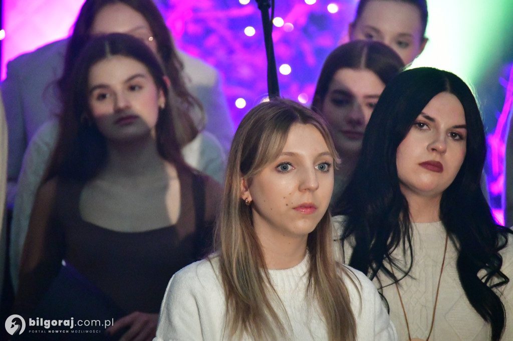 Charytatywny koncert kolęd w Księżpolu: Młodzi muzycy dla Karolka Ziomka