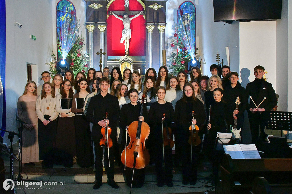 Charytatywny koncert kolęd w Księżpolu: Młodzi muzycy dla Karolka Ziomka