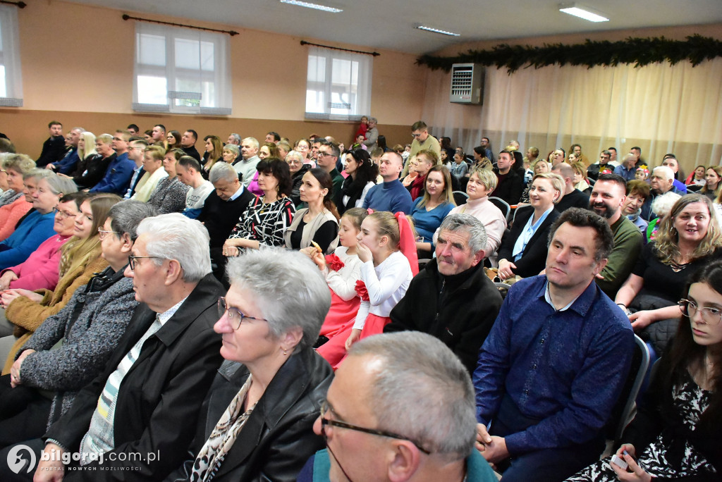 Gminny Przegląd Kolęd i Pastorałek w Potoku Górnym