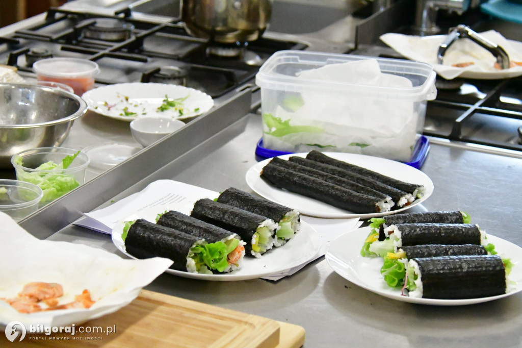 Warsztaty sushi w ZSZiO w Biłgoraju