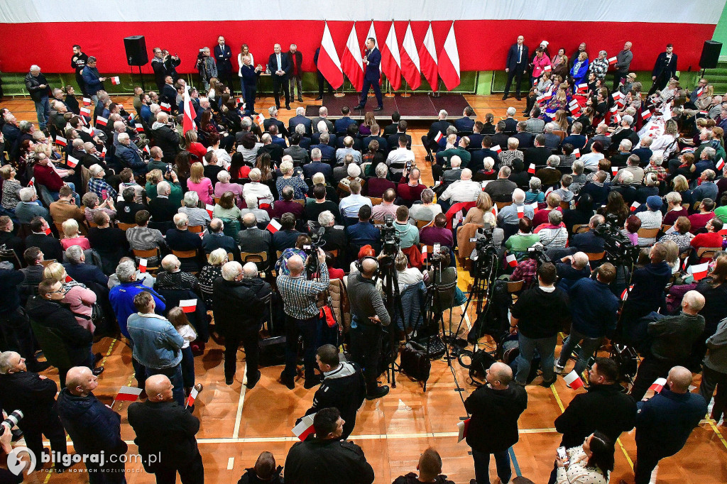 Karol Nawrocki w Biłgoraju. Kandydat na Prezydenta RP spotkał się z mieszkańcami