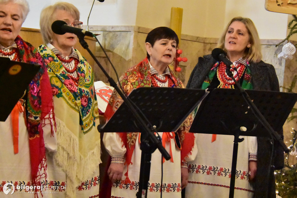 Kolędowanie w Soli: Zespół Folklorystyczny Wójtowianie zachwycił pięknem polskich kolęd