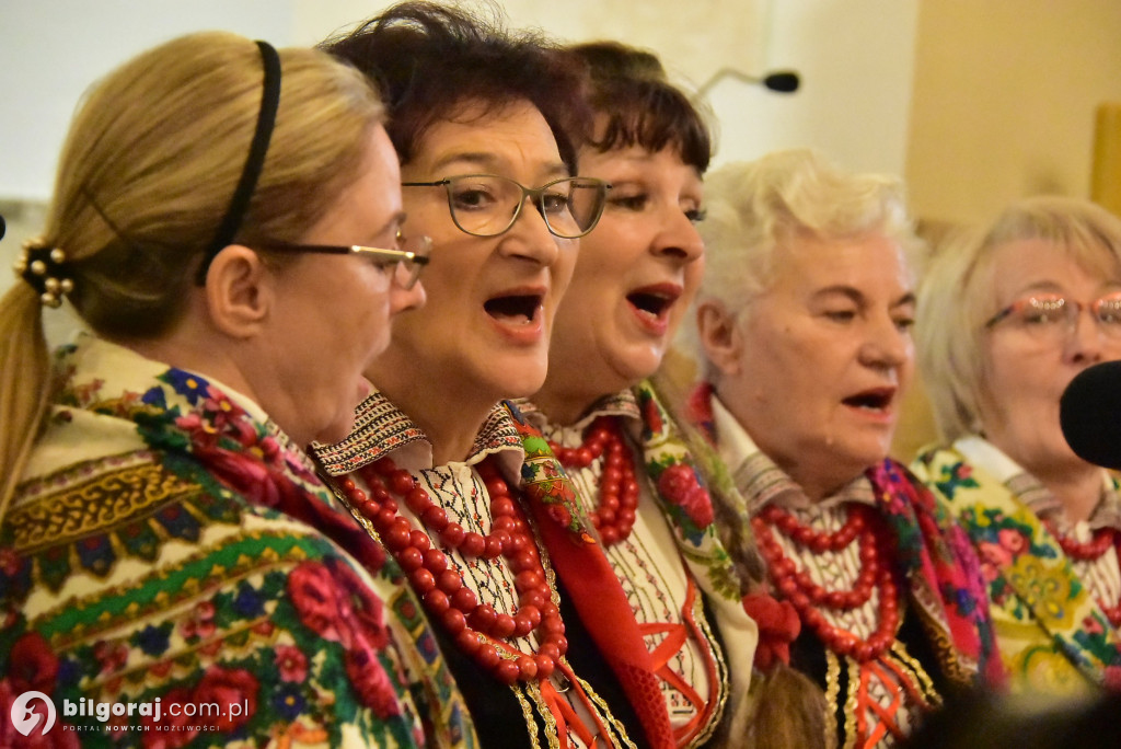 Kolędowanie w Soli: Zespół Folklorystyczny Wójtowianie zachwycił pięknem polskich kolęd