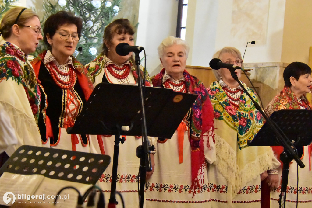 Kolędowanie w Soli: Zespół Folklorystyczny Wójtowianie zachwycił pięknem polskich kolęd