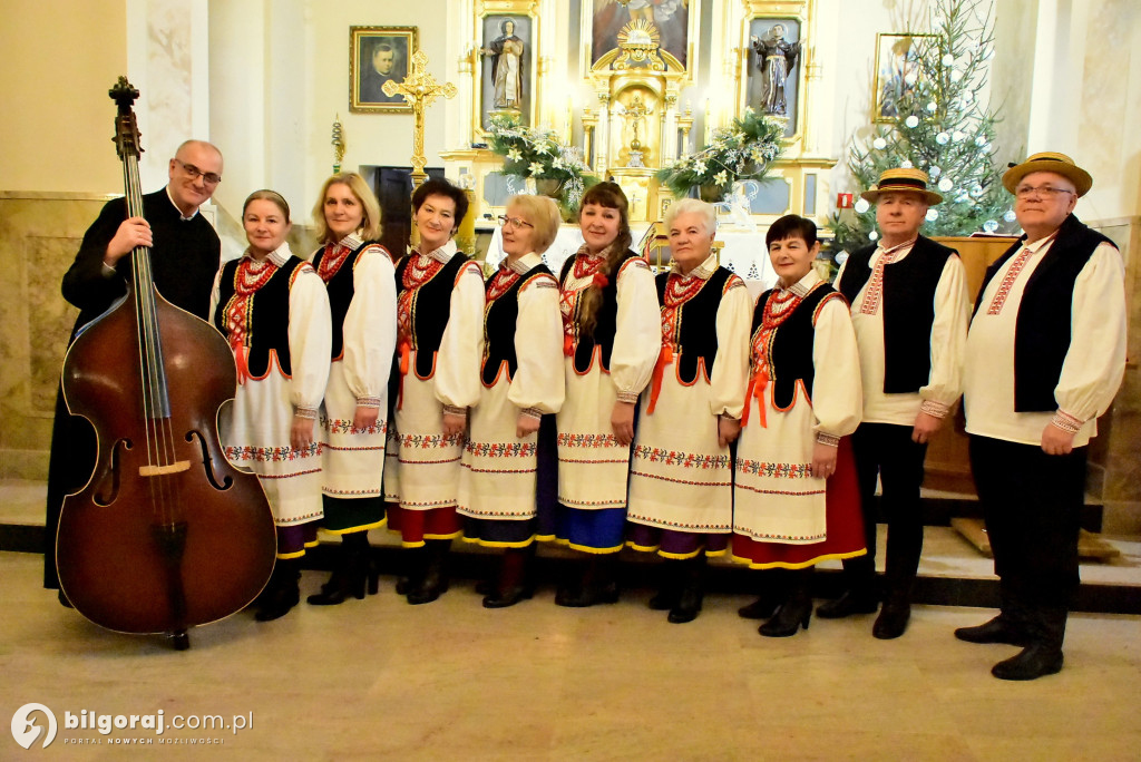 Kolędowanie w Soli: Zespół Folklorystyczny Wójtowianie zachwycił pięknem polskich kolęd