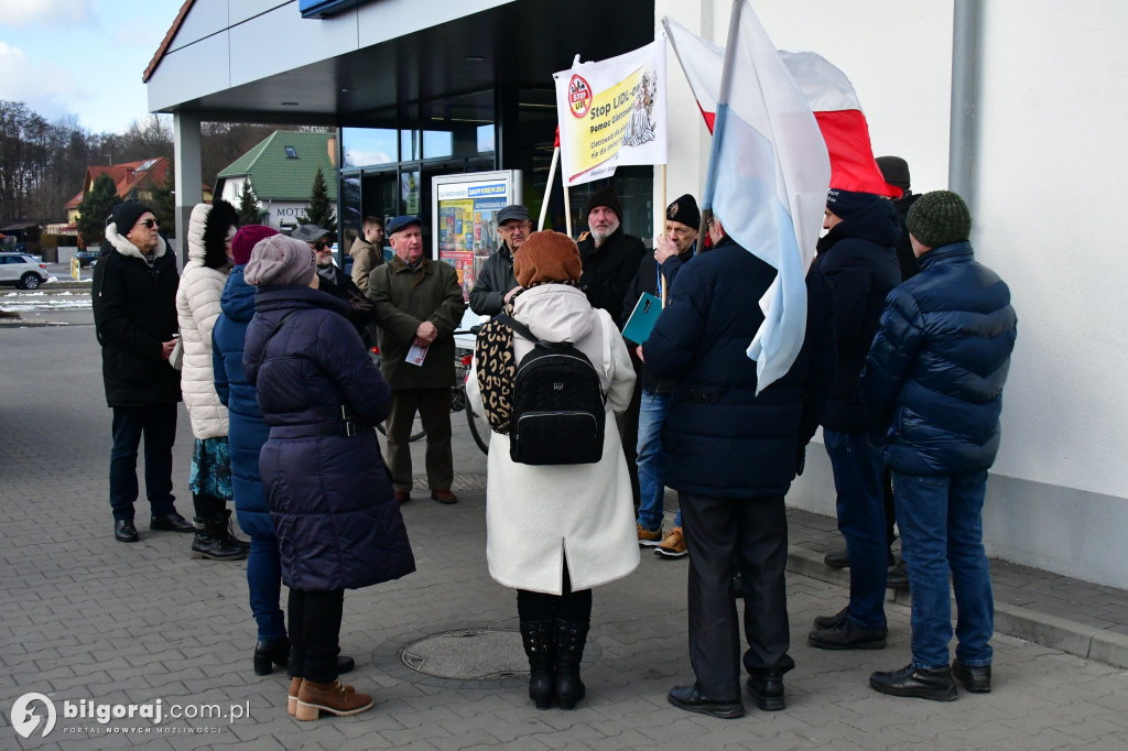 Biłgoraj. Protest pod sklepem Lidl