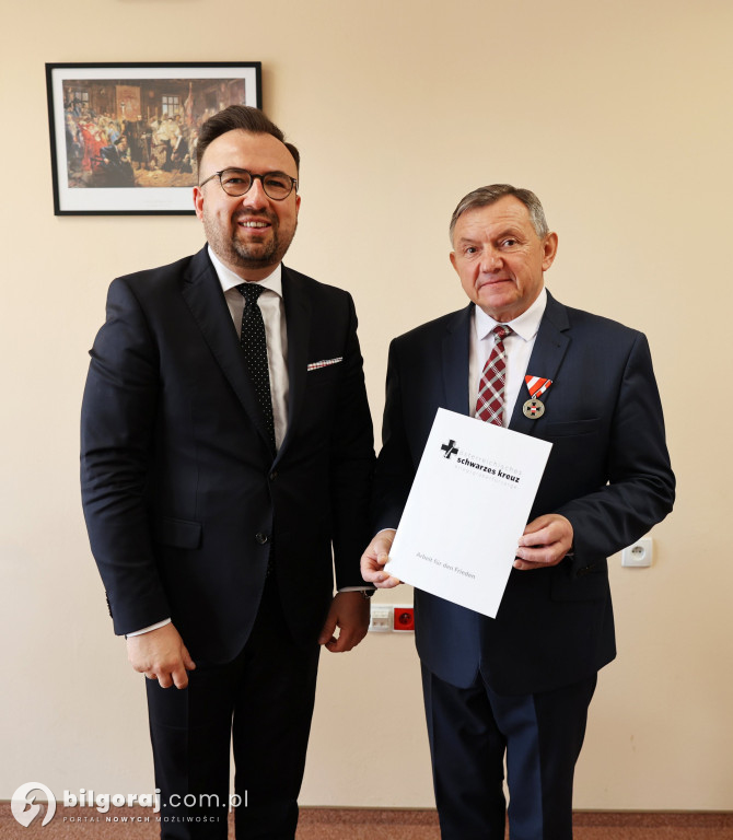 Pracownik Starostwa Powiatowego w Biłgoraju z austriackim odznaczeniem