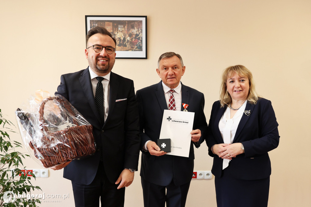 Pracownik Starostwa Powiatowego w Biłgoraju z austriackim odznaczeniem