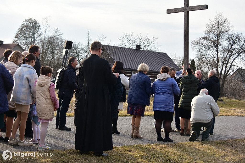 Droga Krzyżowa w Starym Lipowcu – Świadectwo wiary i solidarności