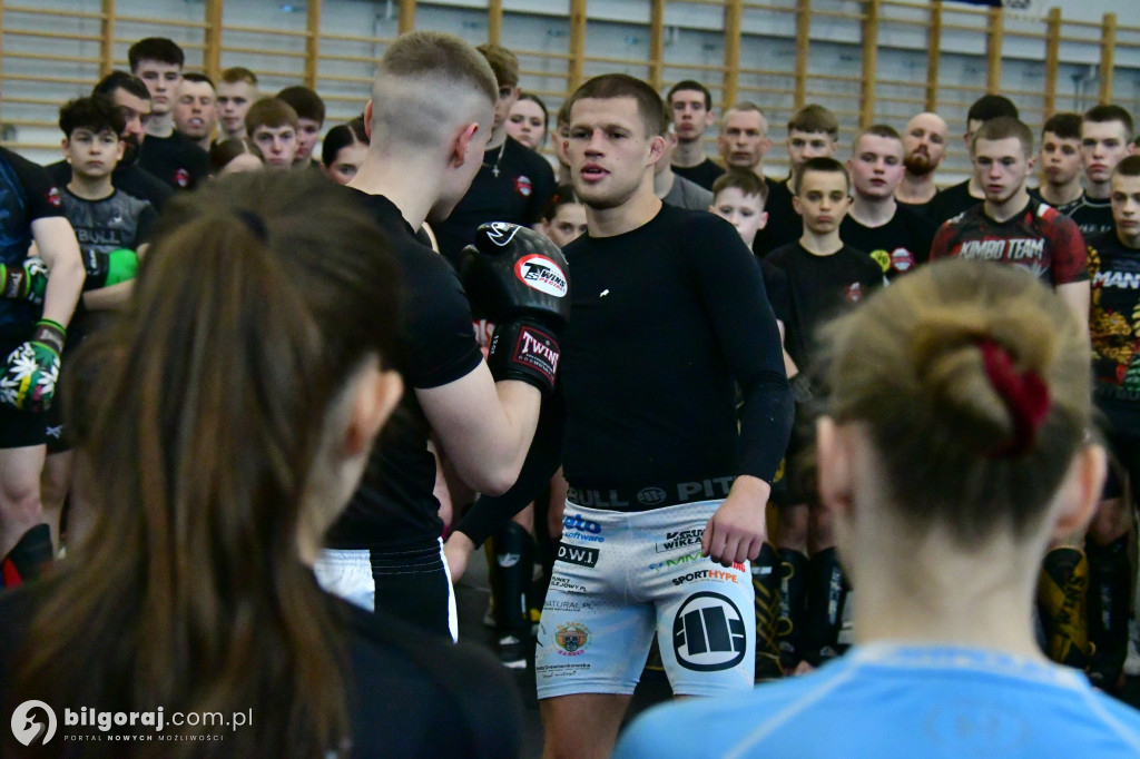 Biłgoraj. Seminarium Mieszanych Sztuk Walki