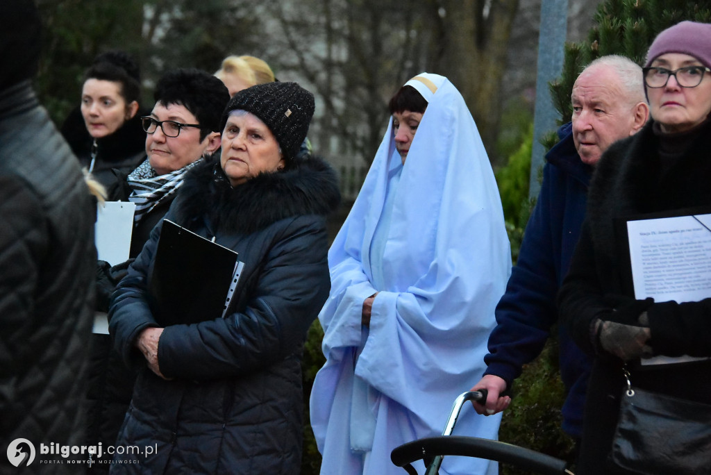 Modlitwa i integracja: Droga Krzyżowa Chorych i Cierpiących w Biłgoraju
