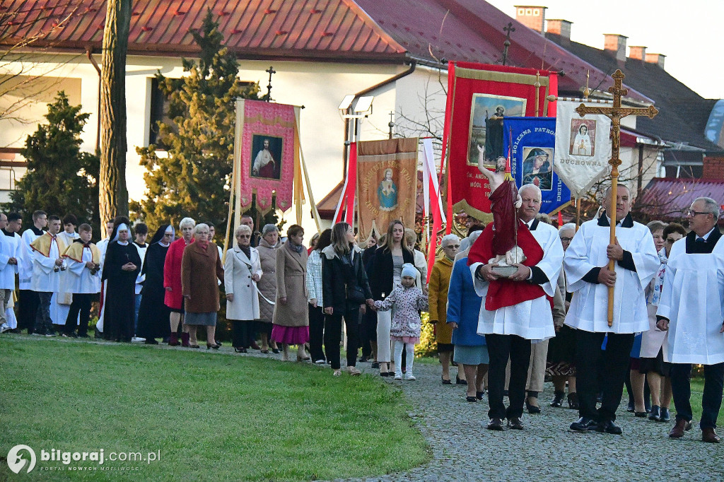 Chrystus prawdziwie zmartwychwstał!  Rezurekcja w biłgorajskim sanktuarium