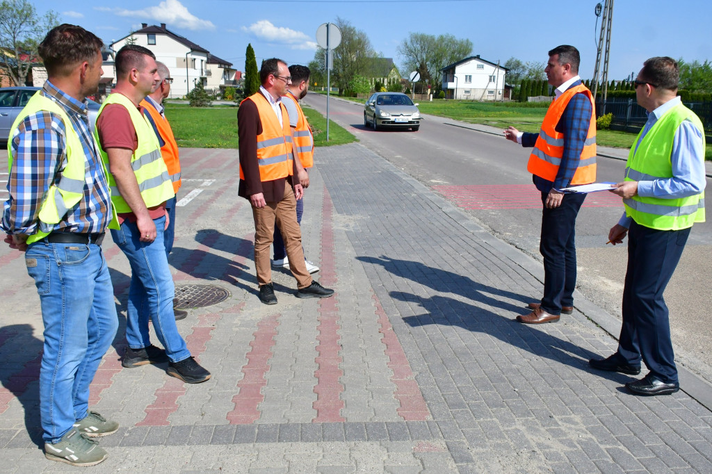 Przekazanie placu budowy. Rusza remont ważnej drogi