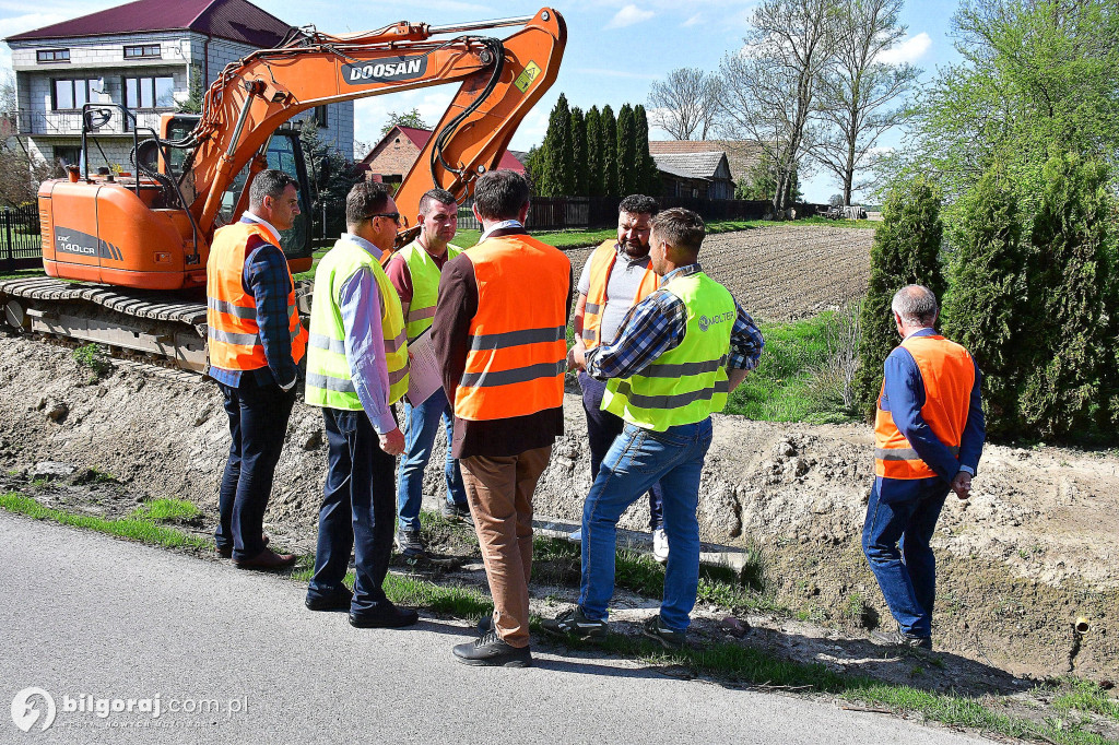 Przekazanie placu budowy. Rusza remont ważnej drogi