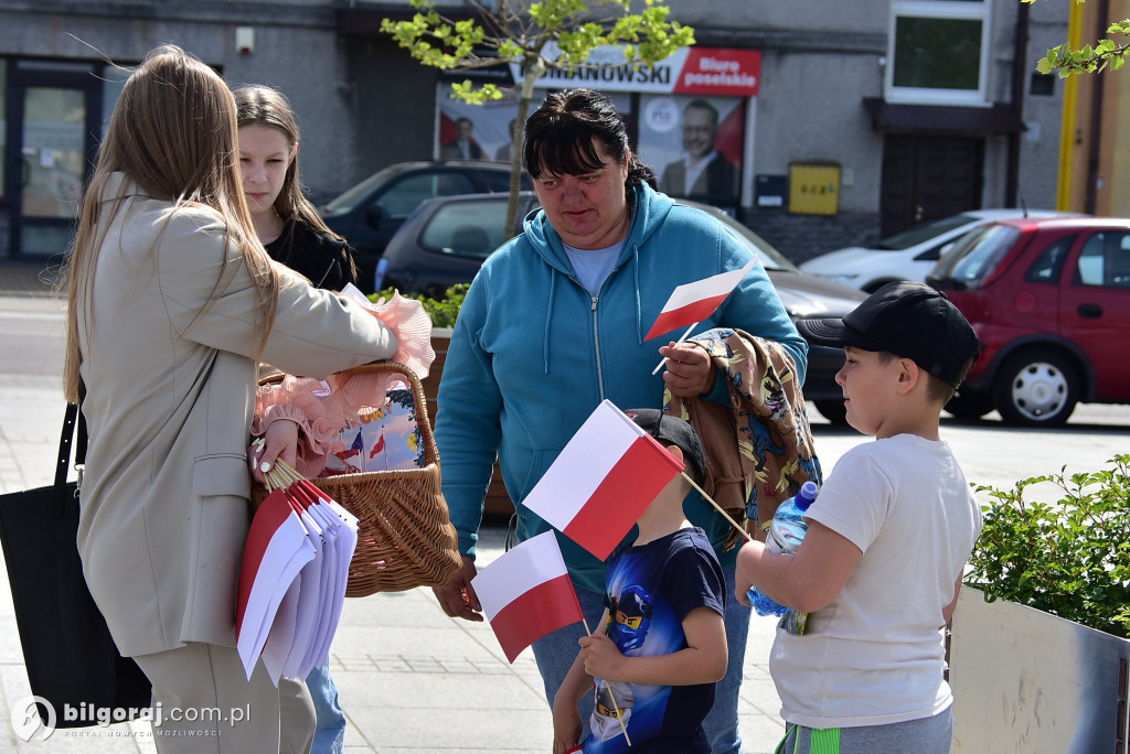 Małgorzata Gromadzka: Biało-czerwone barwy symbolizują jedność i siłę Polski