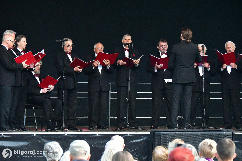 Biłgorajskie świętowanie majowych dni: koncert na scenie letniej BCK z biłgorajskimi zespołami