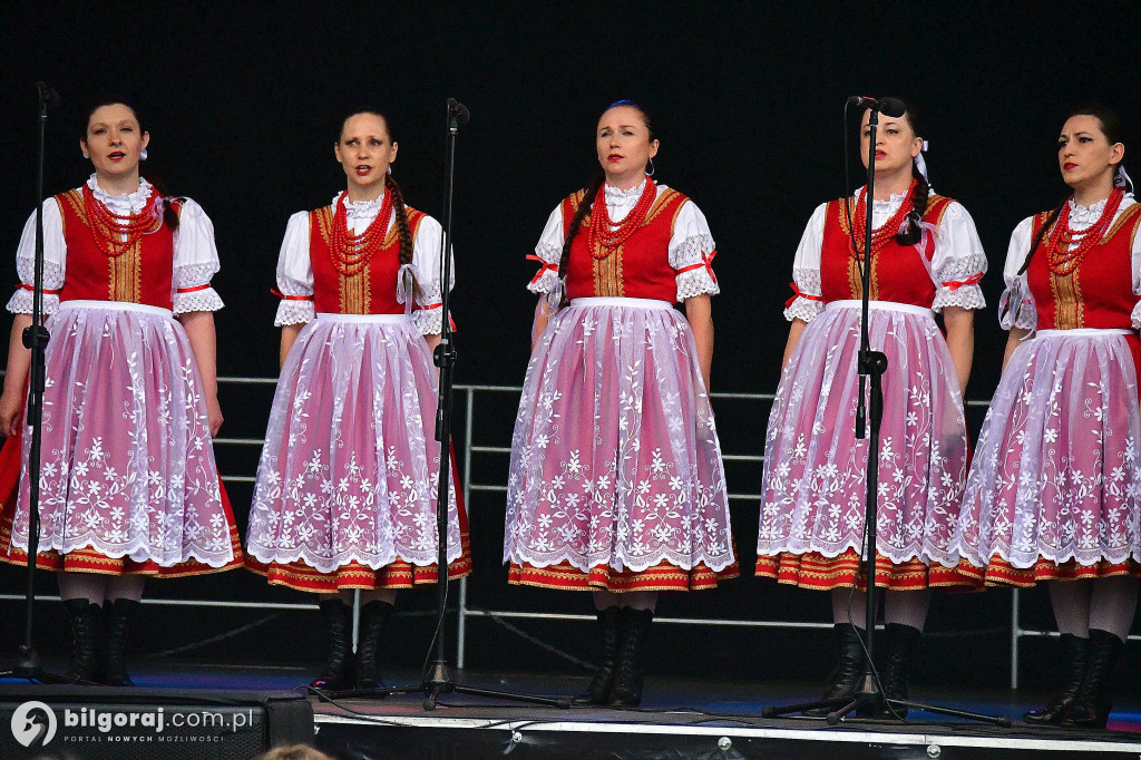 Biłgorajskie świętowanie majowych dni: koncert na scenie letniej BCK z biłgorajskimi zespołami