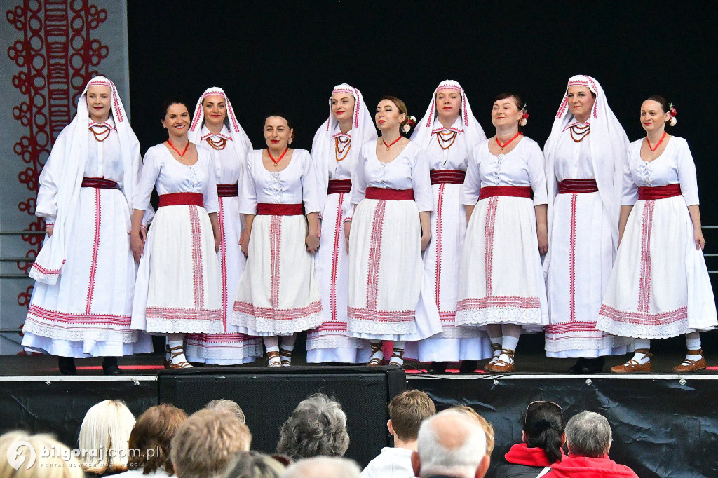 Biłgorajskie świętowanie majowych dni: koncert na scenie letniej BCK z biłgorajskimi zespołami