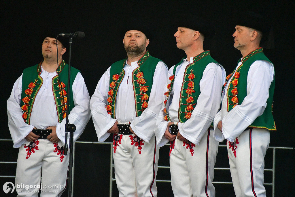 Biłgorajskie świętowanie majowych dni: koncert na scenie letniej BCK z biłgorajskimi zespołami