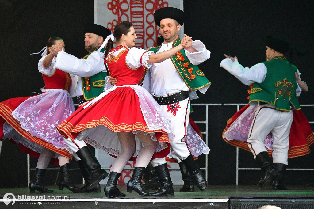Biłgorajskie świętowanie majowych dni: koncert na scenie letniej BCK z biłgorajskimi zespołami