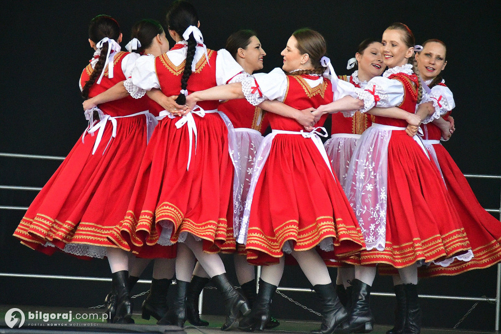Biłgorajskie świętowanie majowych dni: koncert na scenie letniej BCK z biłgorajskimi zespołami