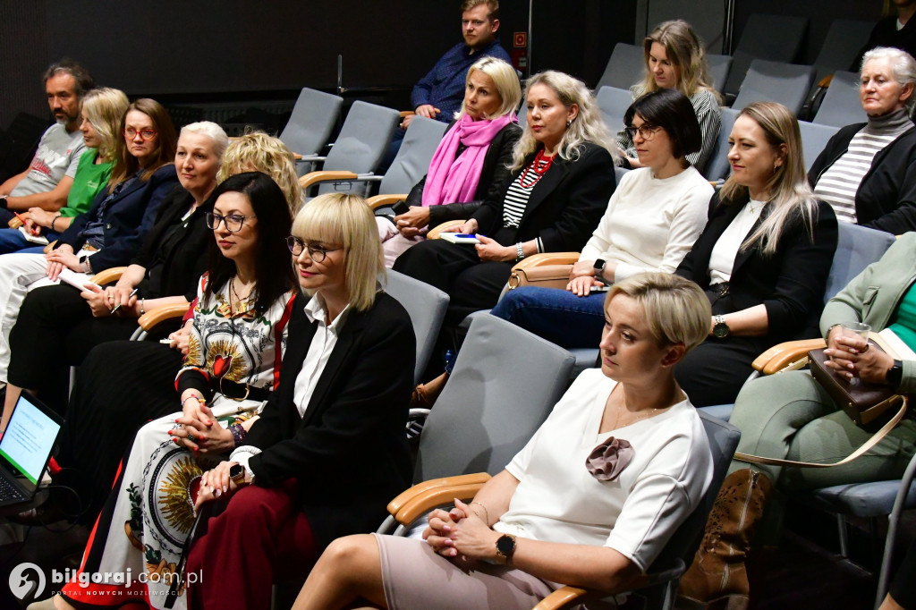 Ekspertka z TV poprowadziła warsztat Sztuka bycia razem w Biłgoraju