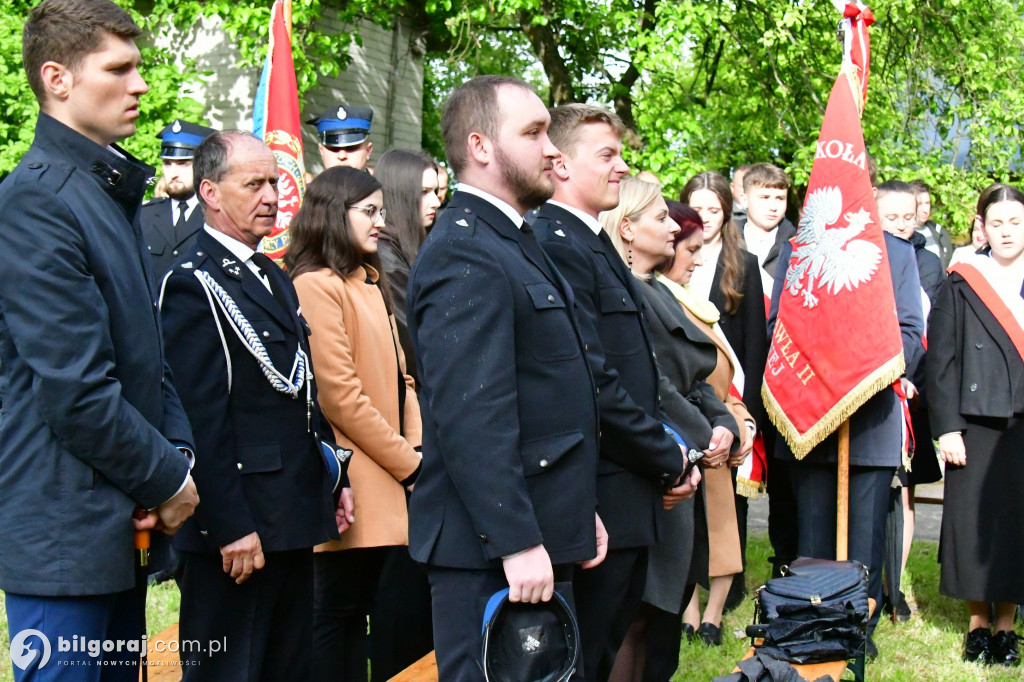 Ta pamięć płonie w sercach ludzkich. W ogniu zginęli ich przodkowie