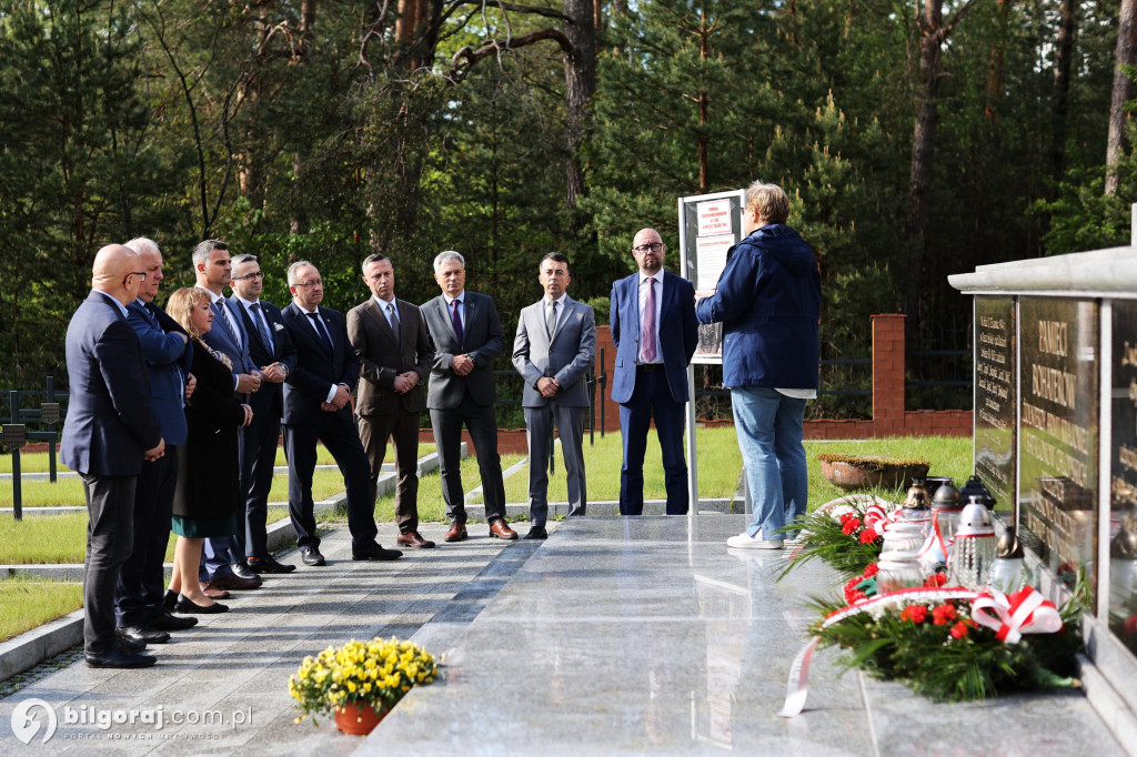 Delegacja IPN w Osuchach. tematem powstające muzeum