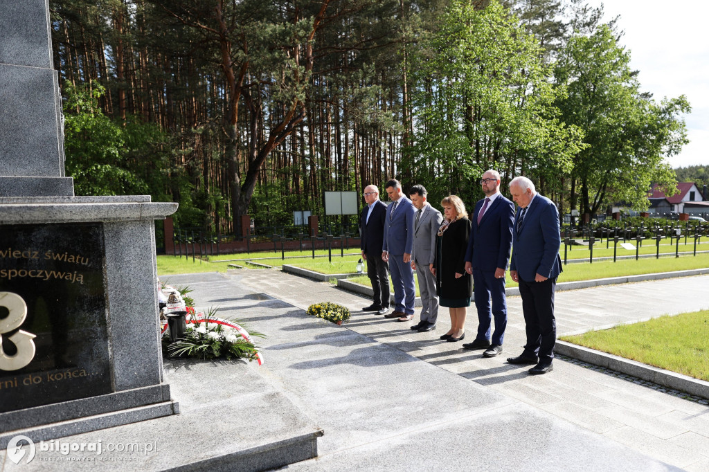 Delegacja IPN w Osuchach. tematem powstające muzeum