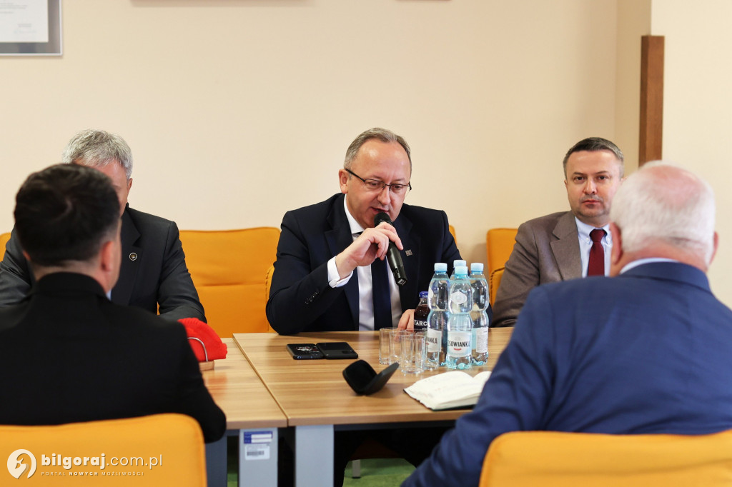 Władze IPN w Biłgoraju. Na tapecie Osuchy
