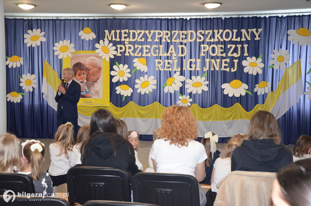 Międzyprzedszkolny Przegląd Poezji Religijnej Recytujemy dla św. Jana Pawła II
