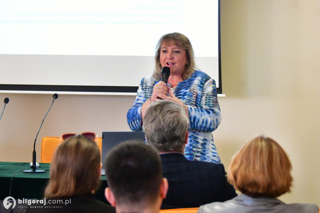 Konferencja Zatrzymać kryzys w Biłgoraju – wsparcie dla pracowników sektora pomocowego