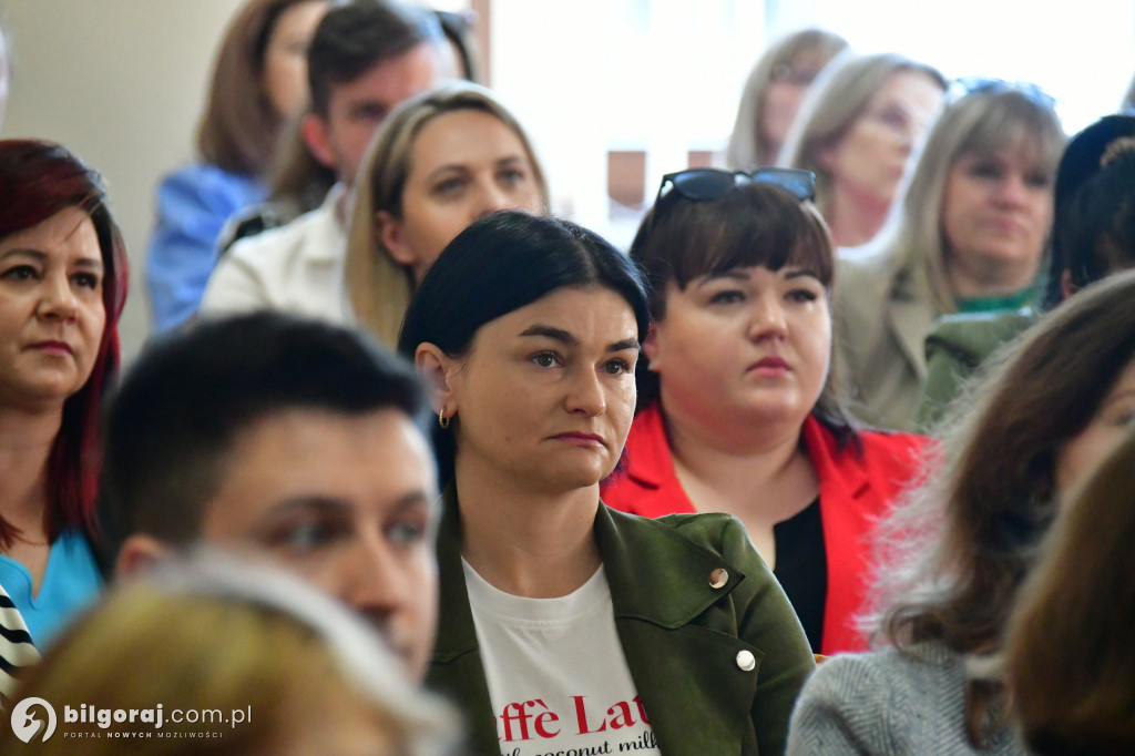 Konferencja Zatrzymać kryzys w Biłgoraju – wsparcie dla pracowników sektora pomocowego