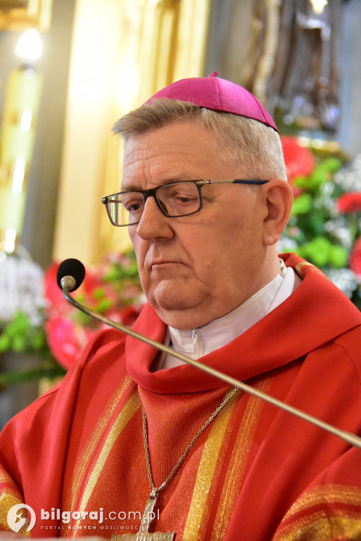 Sól. 37 młodych ludzi przyjęło sakrament bierzmowania