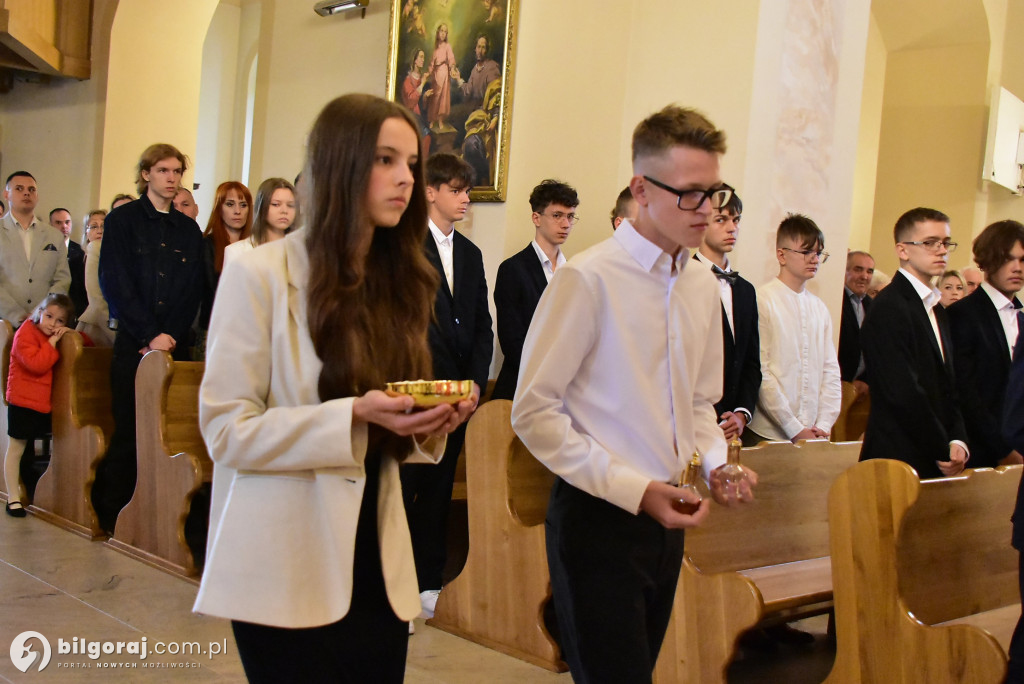 Sól. 37 młodych ludzi przyjęło sakrament bierzmowania