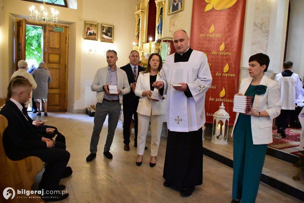 Sól. 37 młodych ludzi przyjęło sakrament bierzmowania
