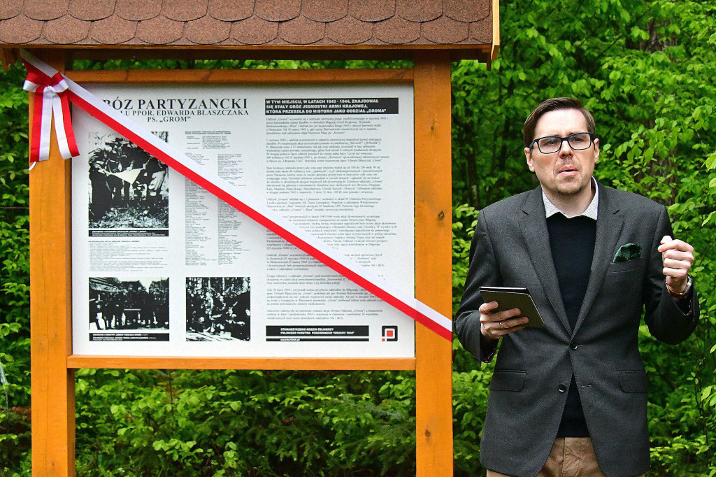 Na Zamarzniętych Wodach odsłonięto pamiątkową tablicę