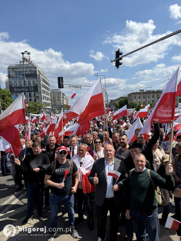 Mieszkańcy Biłgorajszczyzny w marszach poparcia kandydatów na Prezydenta RP