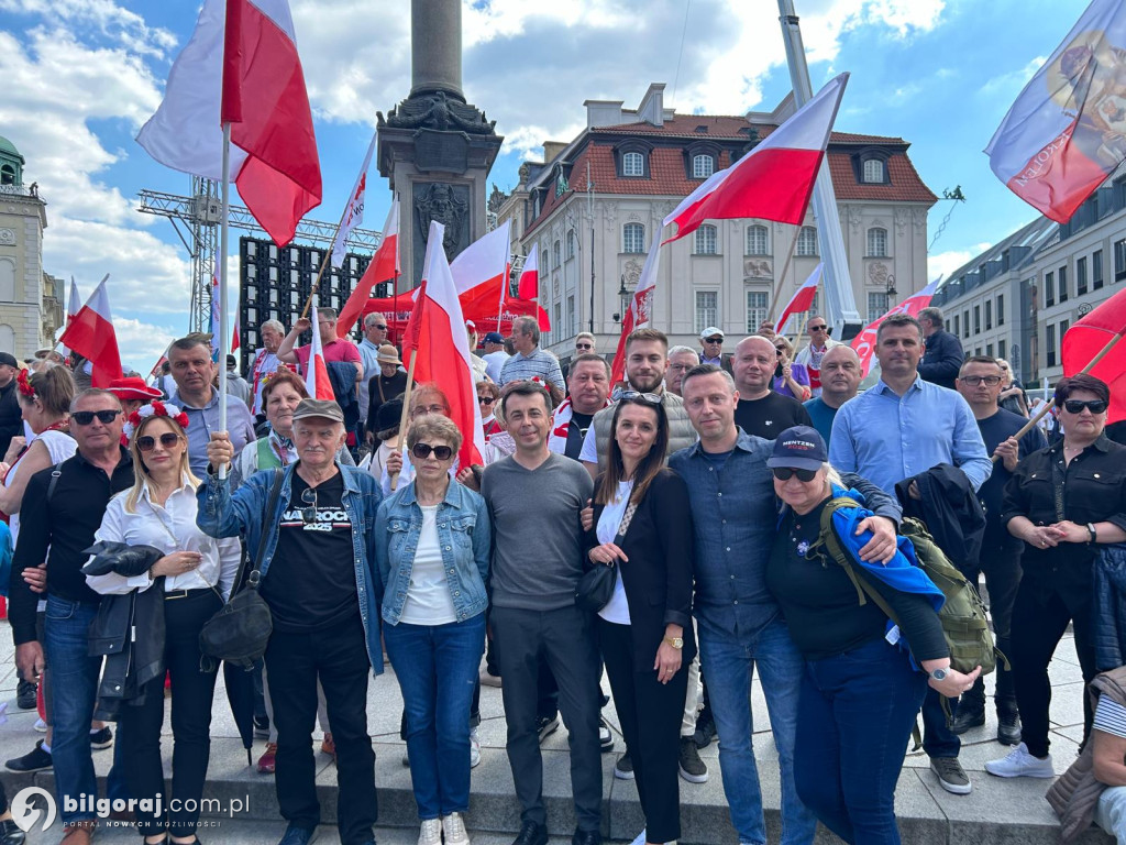 Mieszkańcy Biłgorajszczyzny w marszach poparcia kandydatów na Prezydenta RP
