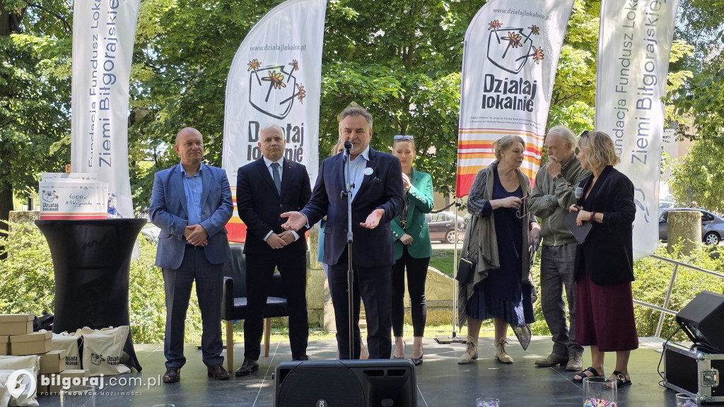 Działają Lokalnie od 25 lat